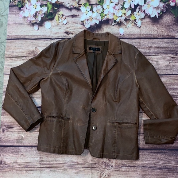 ❤️Revue Women's Brown Faux Leather Blazer - Picture 1 of 6
